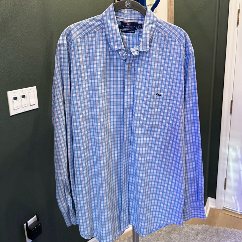 Men’s vineyard vines size large button down